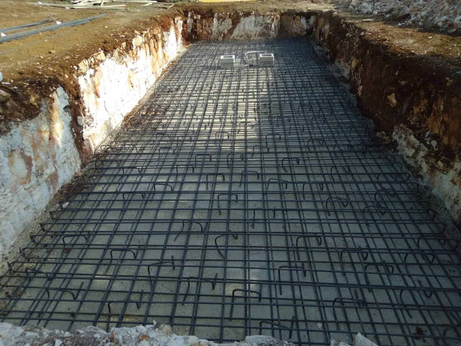 reinforced concrete swimming pool base
